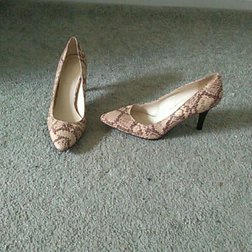 Women shoe